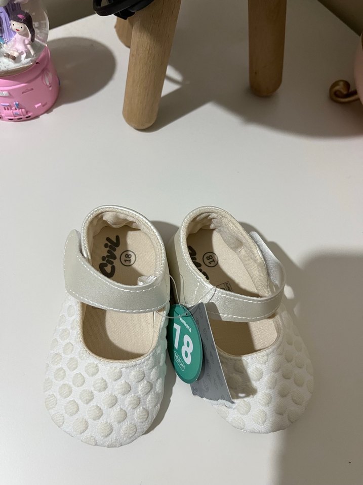 Kız Çocuk Beyaz Yılan Desenli Babet Ayakkabı - Görsel 2