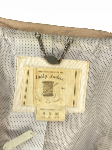 s Beden çeşitli Renk PreLoved Trenchcoat %70 İndirimli.