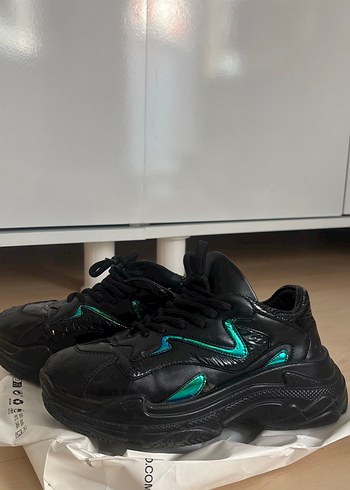 Hotiç Hotic Turkuaz Detayli Siyah Kalin Tabanli Sneaker