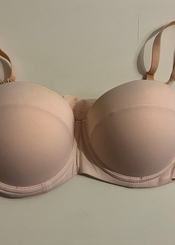 Beyaz ve Siyah Dantel Detaylı Büstiyerler - Görsel 4