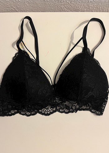 Beyaz ve Siyah Dantel Detaylı Büstiyerler - Görsel 5