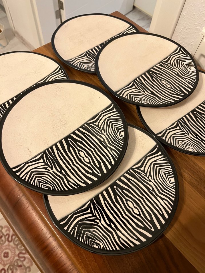 Zebra Desenli Yuvarlak Servis Tabakları - Görsel 2