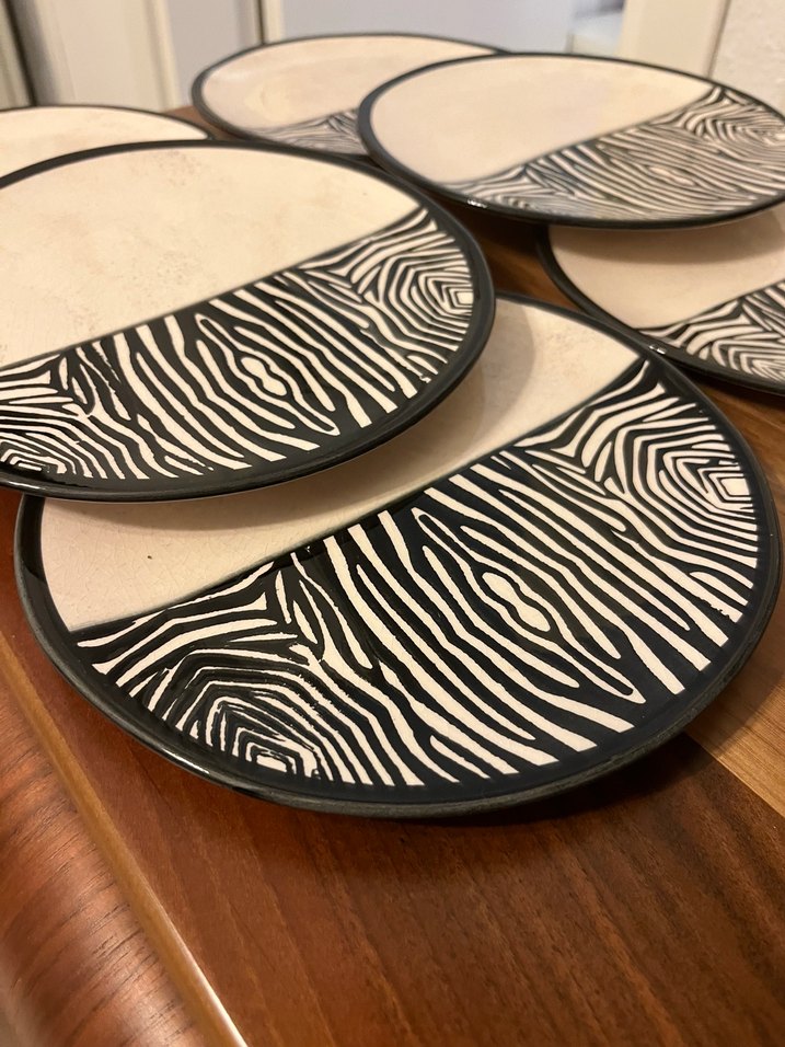 Zebra Desenli Yuvarlak Servis Tabakları - Görsel 3