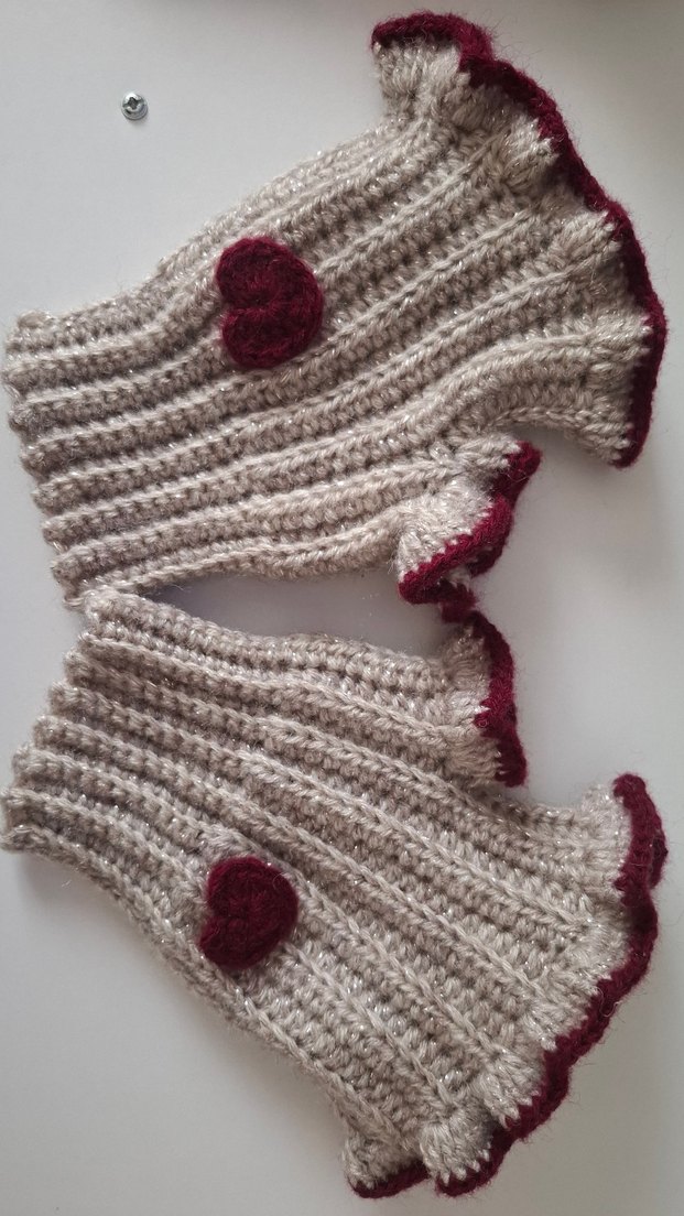 Bordo Örgü Kadın Eldivenleri Kalp Detaylı - Görsel 2