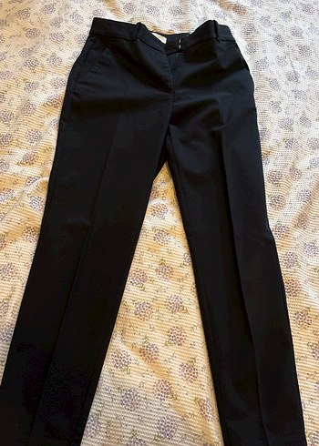H&M Sik Siyah Duz Pantolon