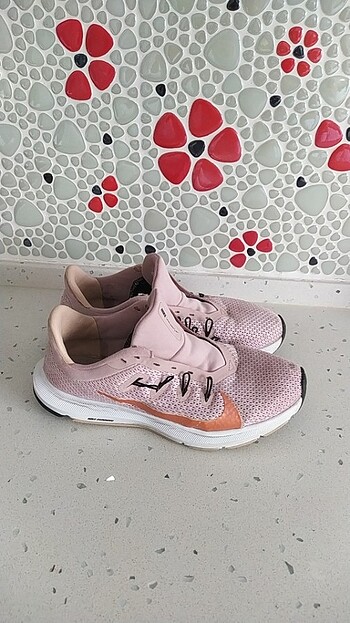 Nike bayan Spor ayakkabı orjinal 