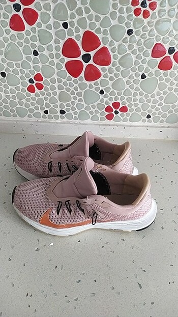 38 Beden Nike bayan Spor ayakkabı orjinal