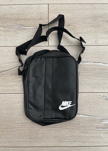 Nike Siyah Capraz Canta