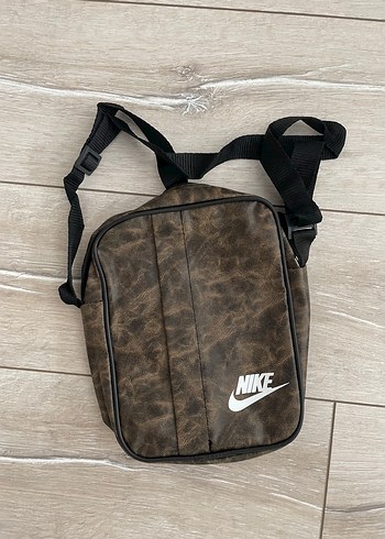 Nike Kahverengi Capraz Canta