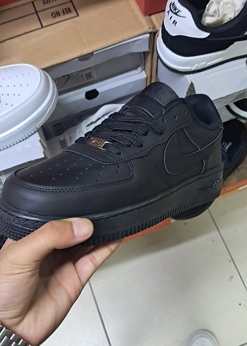 Nike Air Force Black