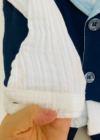 Düğmeli Erkek Bebek Mavi Yelekli Takım (12-18ay) - Görsel 3