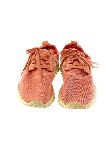 40 Beden Adidas Spor Ayakkabı %70 İndirimli.