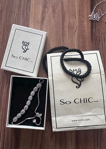 So Chic Siyah Gumus Bileklik