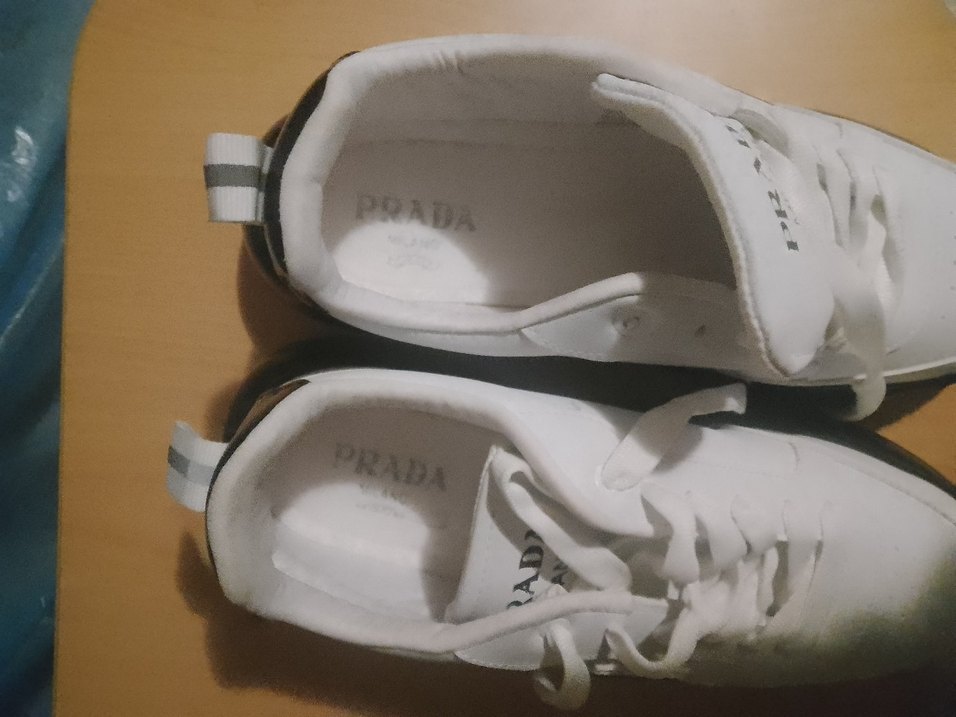 Prada Milano Beyaz Spor Ayakkabı — görsel 2/4