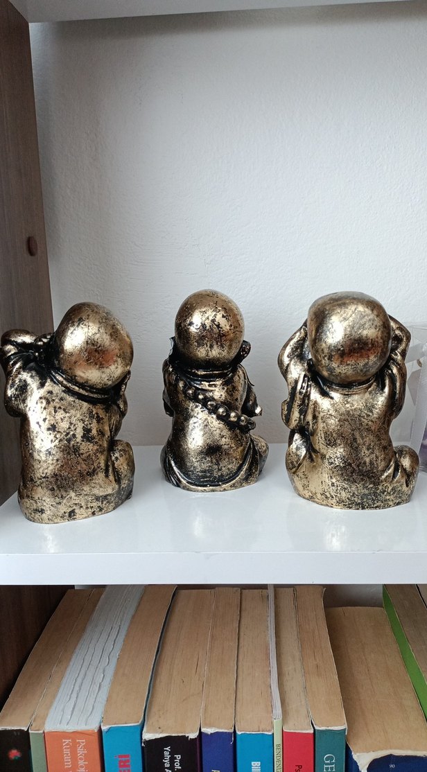 Parlak Altın Renkli Üçlü Budist Heykeli Seti - Görsel 2