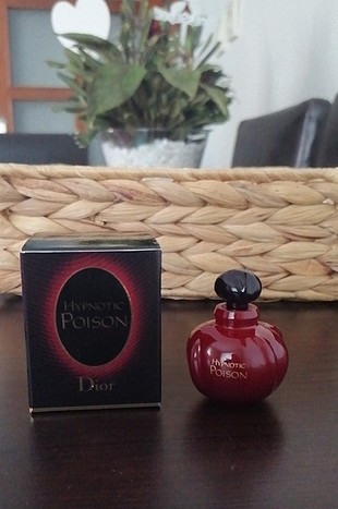 delüx parfüm 