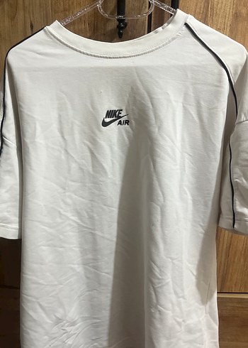 Nike Air Beyaz Tisort
