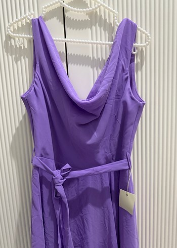 Mor Midi Drapeli Kolsuz Elbise - Görsel 2