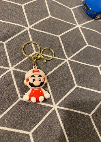 Diğer Mario Temali Altin Renkli Anahtarlik