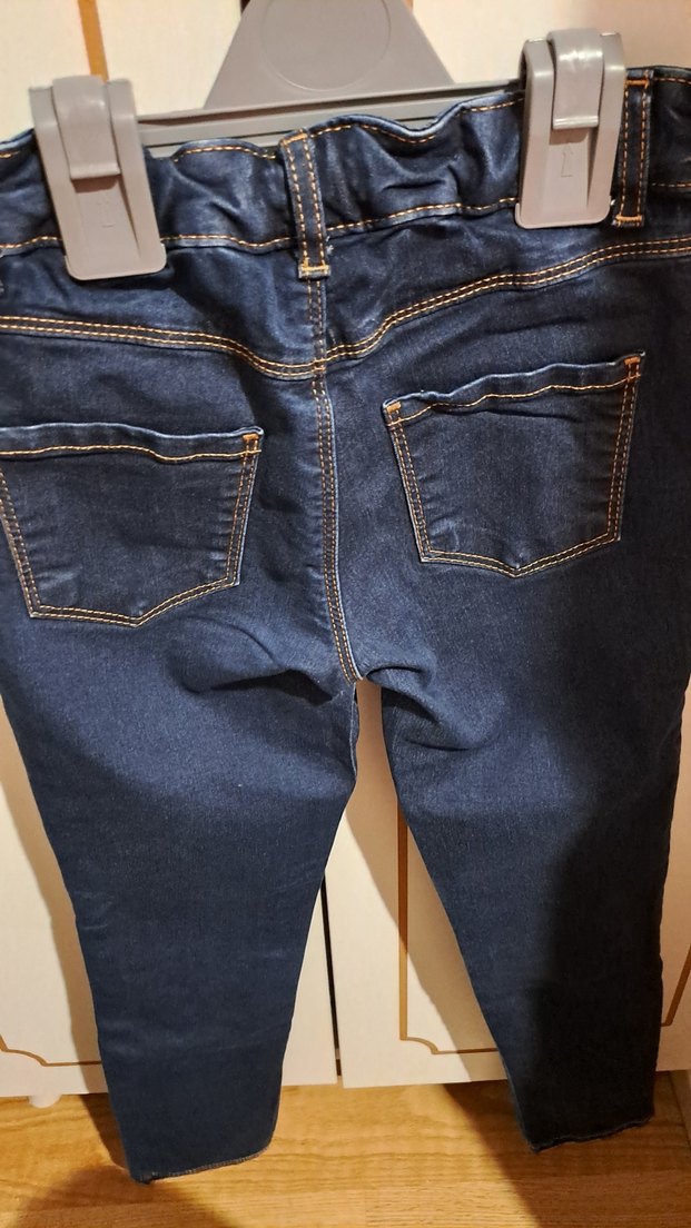 Kız Çocuk Koyu Mavi Nakışlı Kot Pantolon - Görsel 3