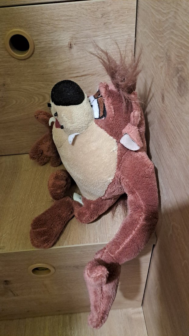 Kahverengi ve Gri Peluş Oyuncak - Görsel 2