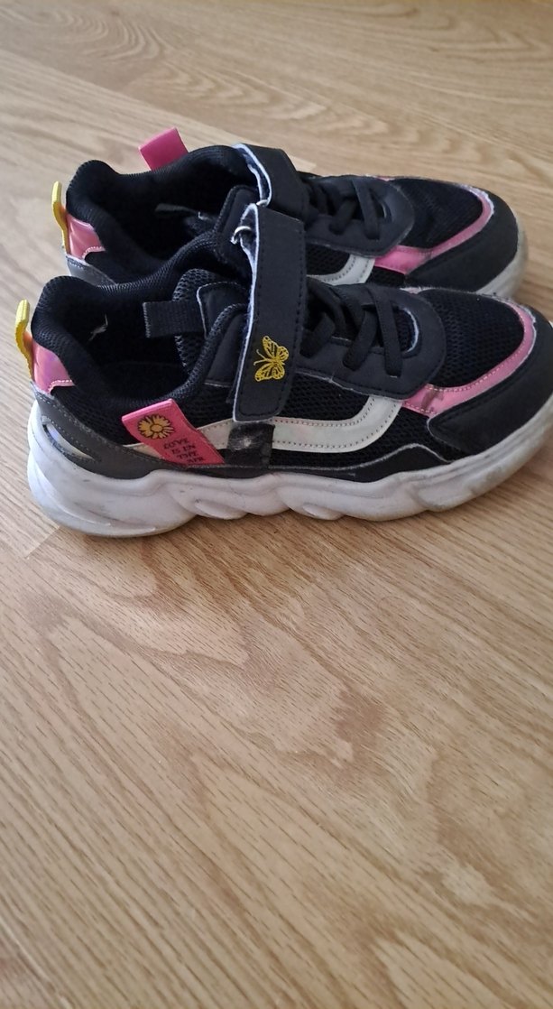 Kız Çocuk Siyah-Pembe Spor Ayakkabı - Görsel 2