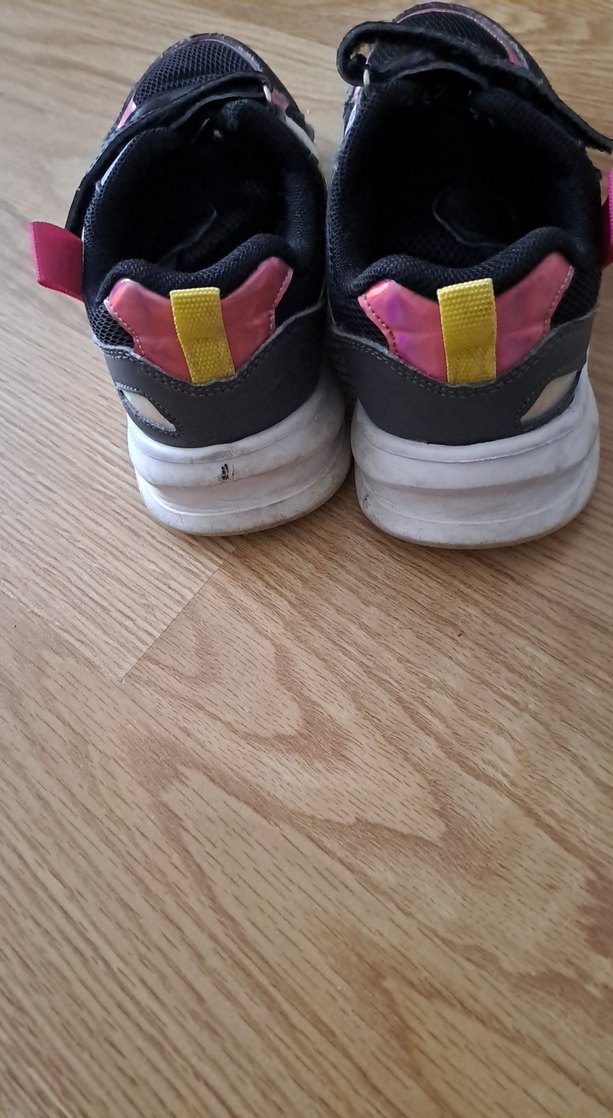 Kız Çocuk Siyah-Pembe Spor Ayakkabı - Görsel 3