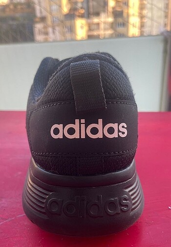 Adidas spor ayakkabı