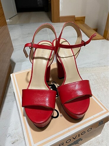 38 Beden kırmızı Renk Topuklu ayakkabı