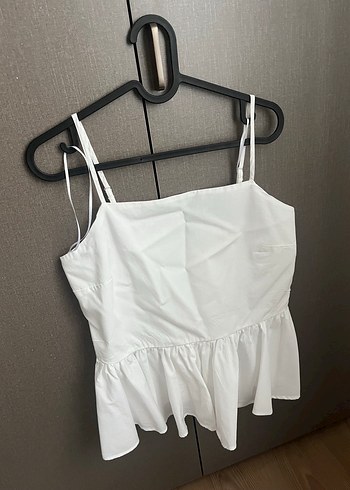 Defacto Beyaz İnce Askili Firfirli Crop Top
