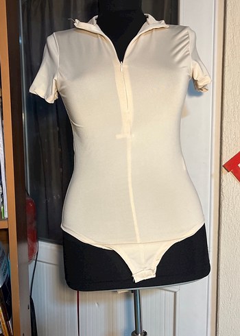 xs Beden Çıtçıtlı Bej Kısa Kollu Kadın Bluz