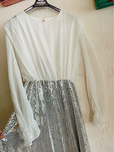 Koton payetli parti elbisesi - Görsel 7