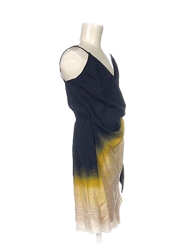 H&M H&M Mini Elbise %70 İndirimli.