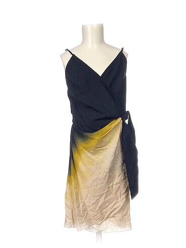 H&M Mini Elbise %70 İndirimli.