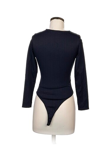 m Beden Tally Weijl Bluz %70 İndirimli.