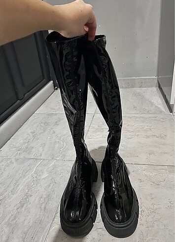 Zara çizme
