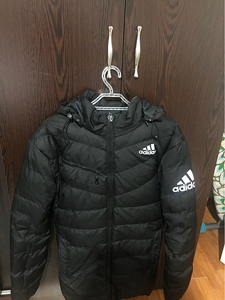 Adidas mont
