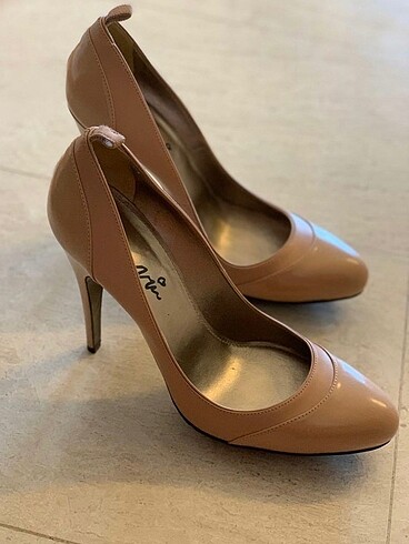 Orijinal marka lanvin nude renkli ayakkabı