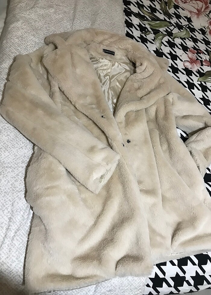 Taş Renk Peluş Kürk - Görsel 2