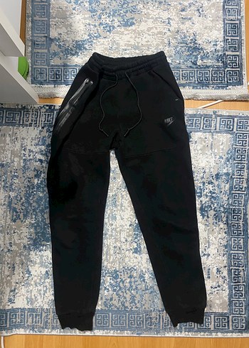 Nike Tech Siyah Rahat Esofman Alti