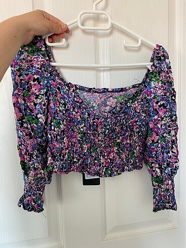 Trendyol çiçekli bluz - Görsel 2