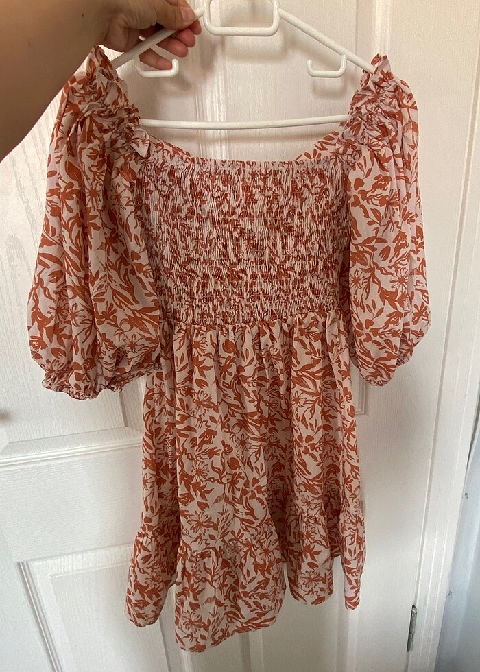 Balon kol çiçekli elbise - Görsel 3