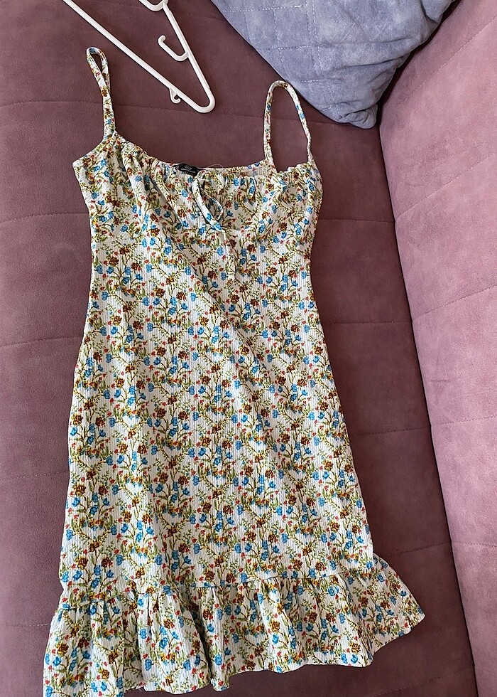 Çiçekli elbise - Görsel 4