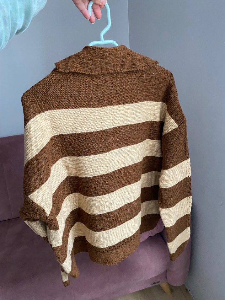 Kahverengi Çizgili Örgü Kadın Kazak - Görsel 2