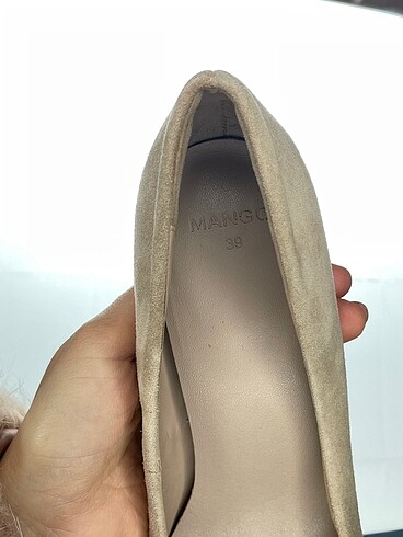 39 Beden çeşitli Renk Mango Stiletto %70 İndirimli.