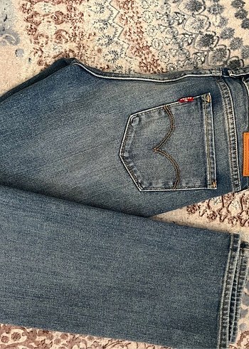 Levis Mavi Denim Jean