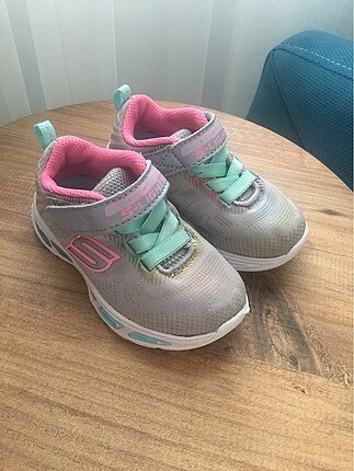 Skechers 22 numara temiz