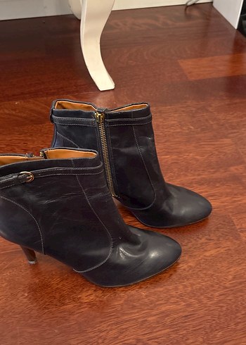 Nine West ürünü