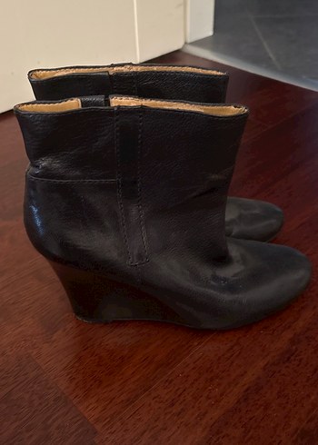 Nine West ürünü
