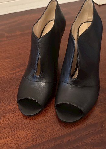 Nine West Sik Siyah Deri Topuklu Ayakkabi